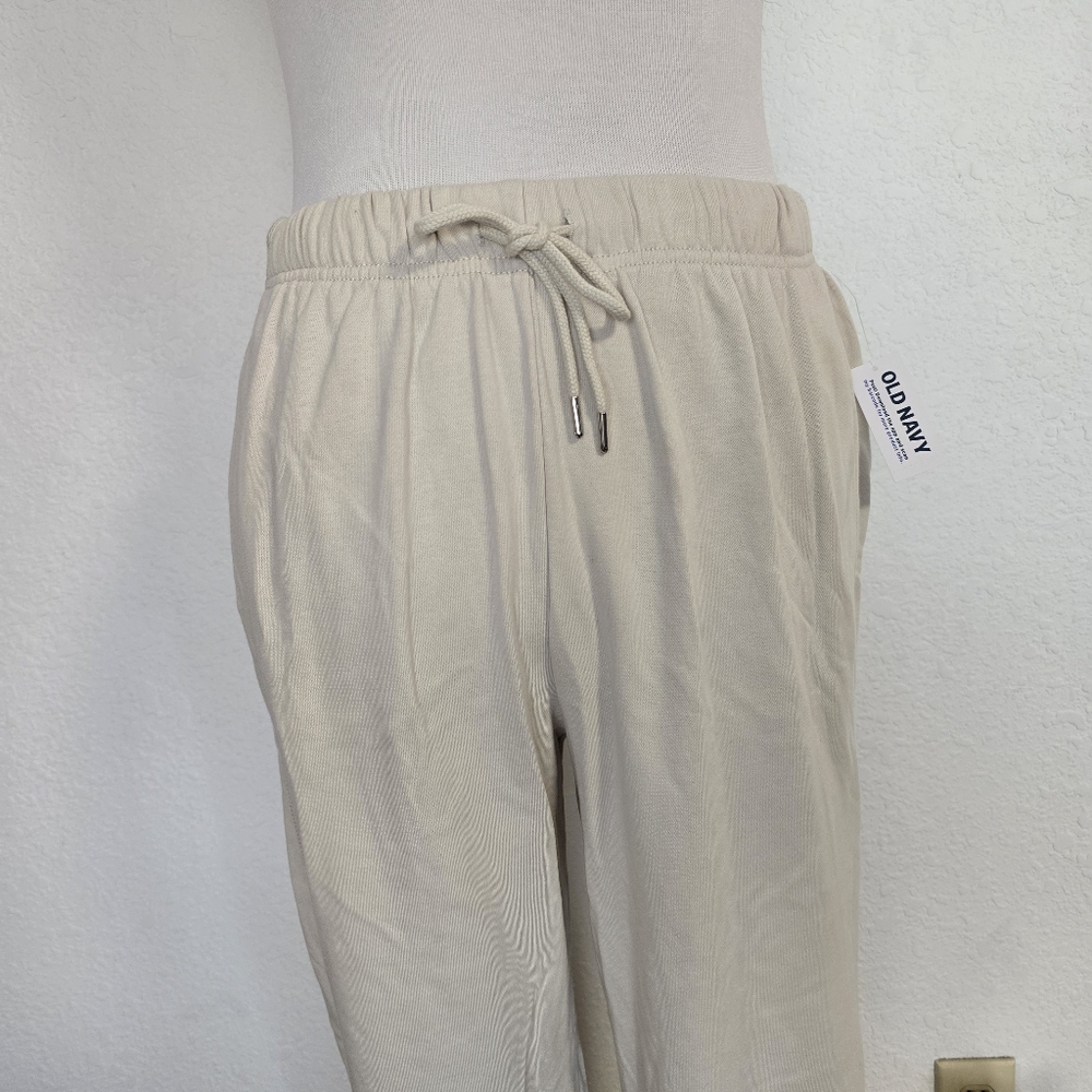 New! Old Navy Sweats - Picture 4 of 9